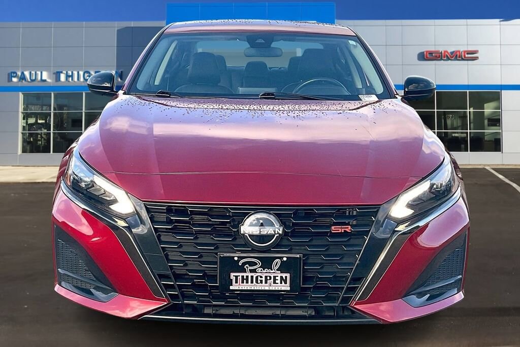 Used 2024 Nissan Altima 2.5 SR