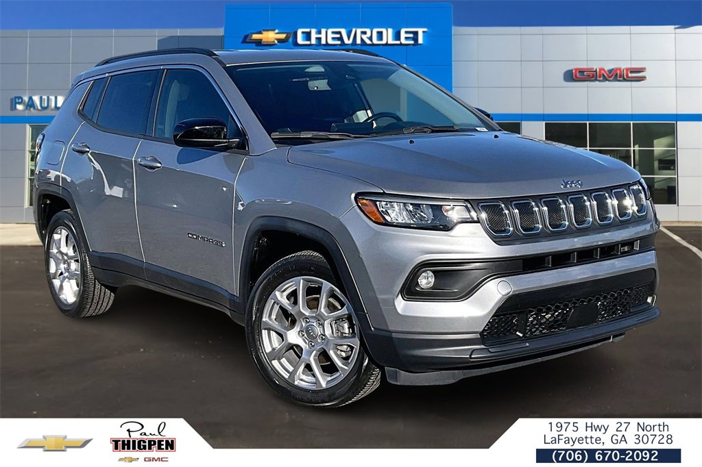 2022 Jeep Compass Latitude Lux's photo