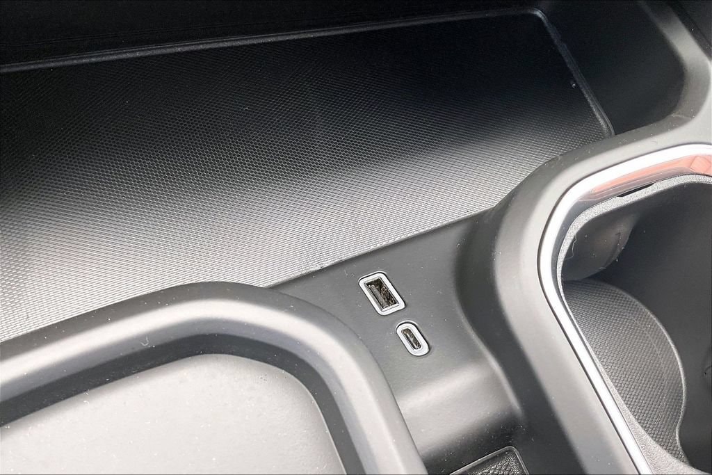 2026 GMC Sierra 3500HD Denali Ultimate - Photo 23