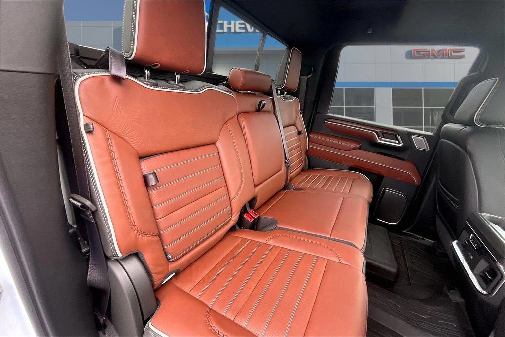 2026 GMC Sierra 3500HD Denali Ultimate - Photo 10