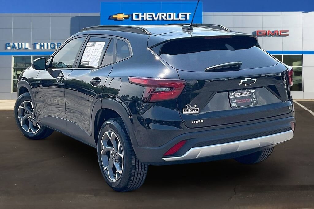 Used 2024 Chevrolet Trax LT SUV