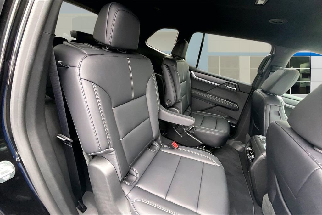 2026 GMC Acadia Elevation - Photo 10