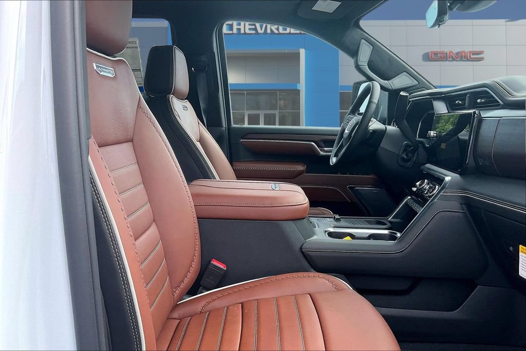 2026 GMC Sierra 3500HD Denali Ultimate - Photo 11