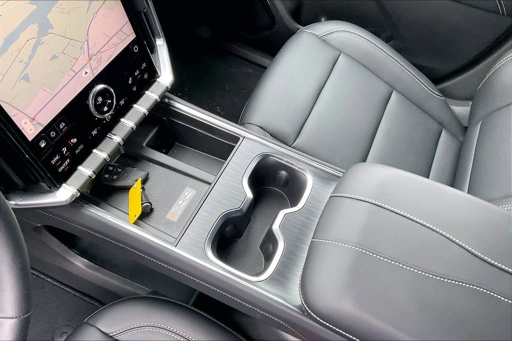 2026 GMC Acadia Elevation - Photo 23
