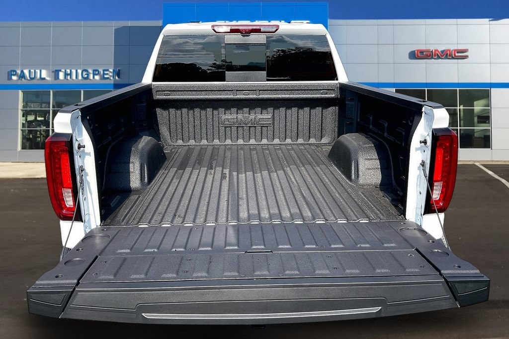 2026 GMC Sierra 1500 AT4 - Photo 18