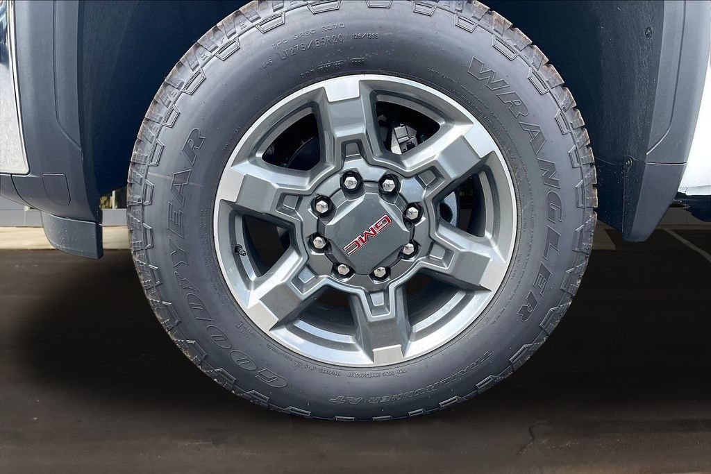 2026 GMC Sierra 2500HD SLT - Photo 13