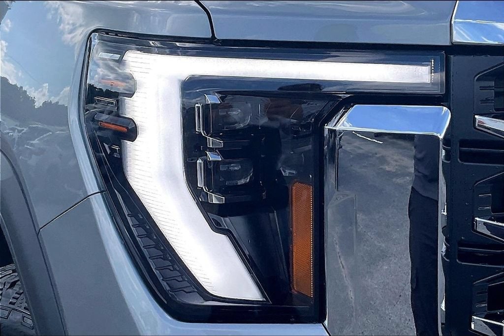 2026 GMC Sierra 2500HD SLT - Photo 15