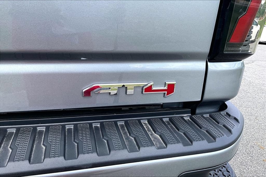 2026 GMC Sierra 2500HD AT4 - Photo 14