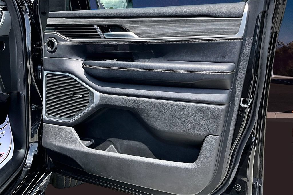 2024 Jeep Wagoneer Series II - Photo 29