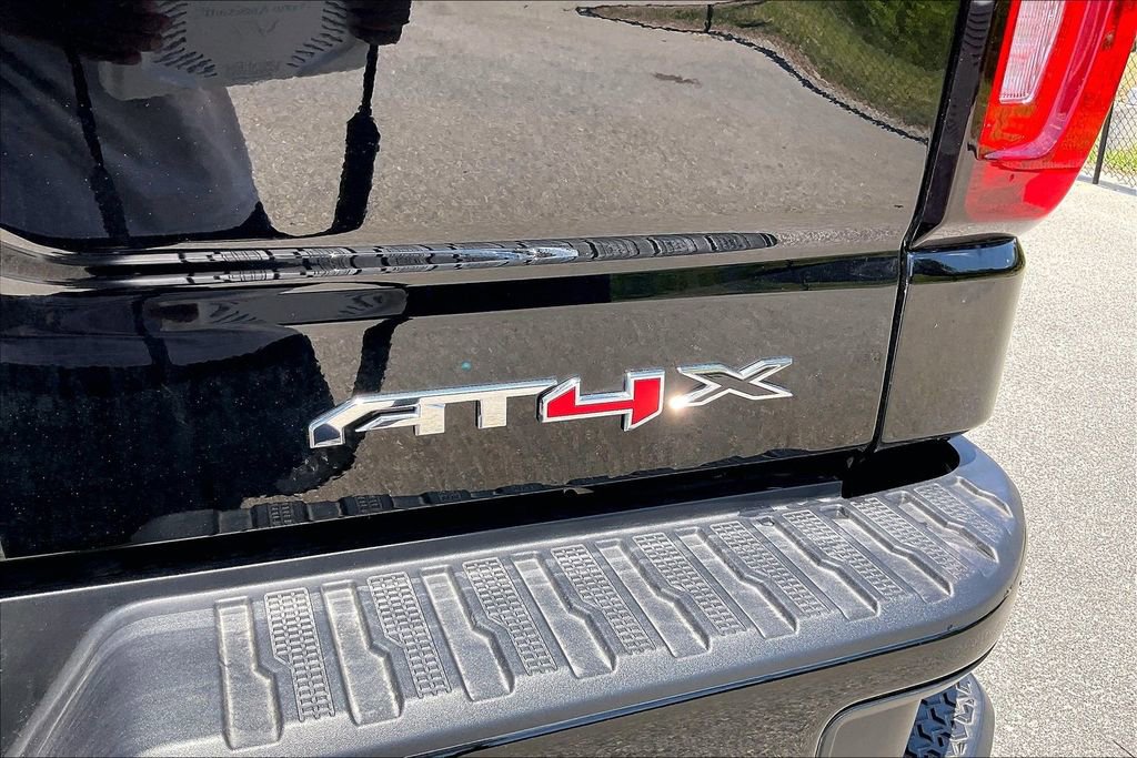 2026 GMC Sierra 1500 AT4X - Photo 12