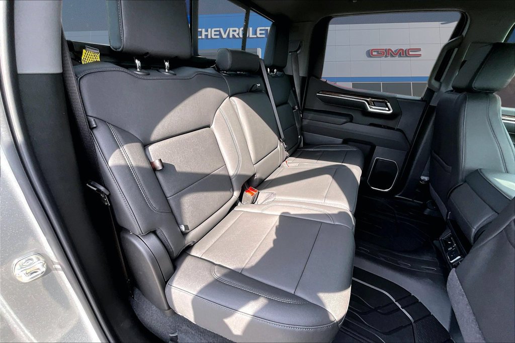 2026 Chevrolet Silverado 1500 LT - Photo 10