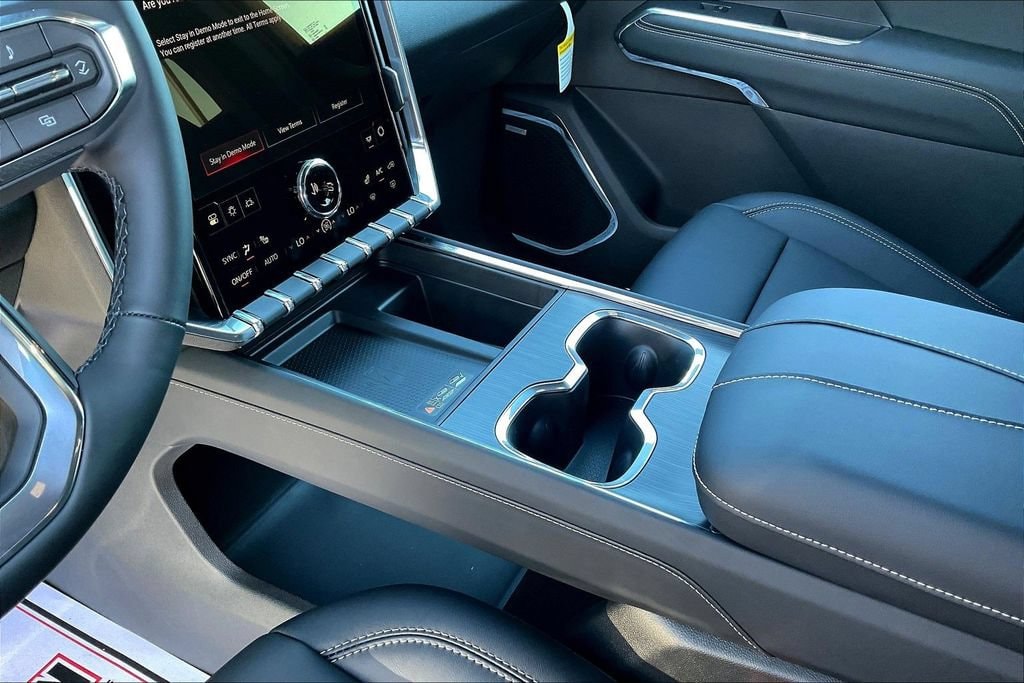 2026 GMC Acadia Elevation - Photo 21