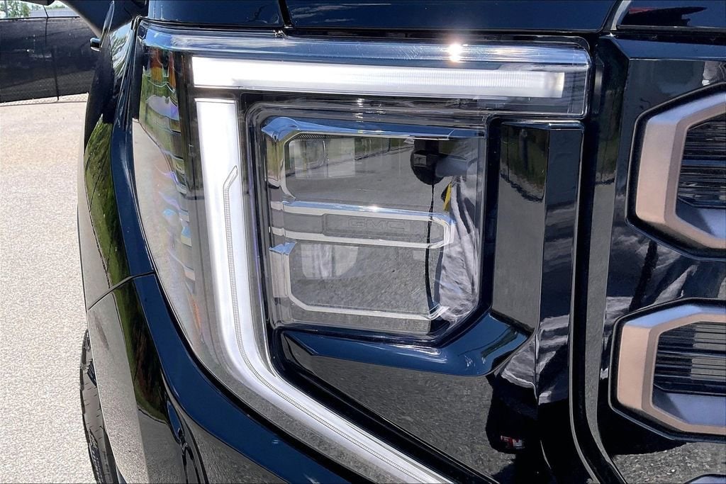 2026 GMC Sierra 1500 AT4X - Photo 15
