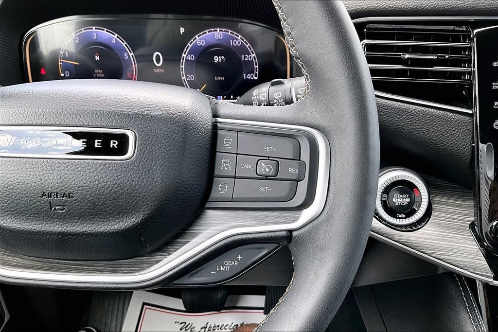 2024 Jeep Wagoneer Series II - Photo 12
