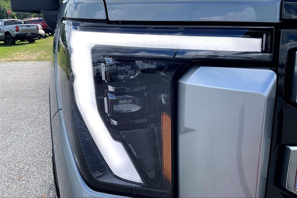 2026 GMC Sierra 2500HD AT4 - Photo 18
