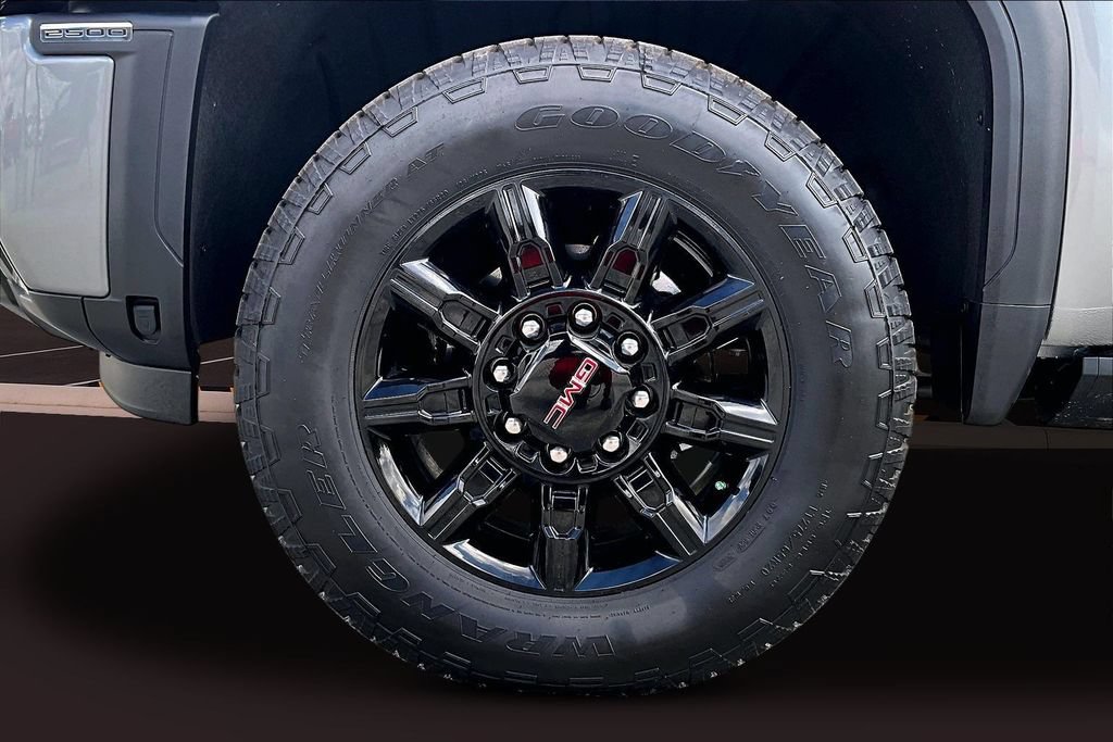 2026 GMC Sierra 2500HD AT4 - Photo 13