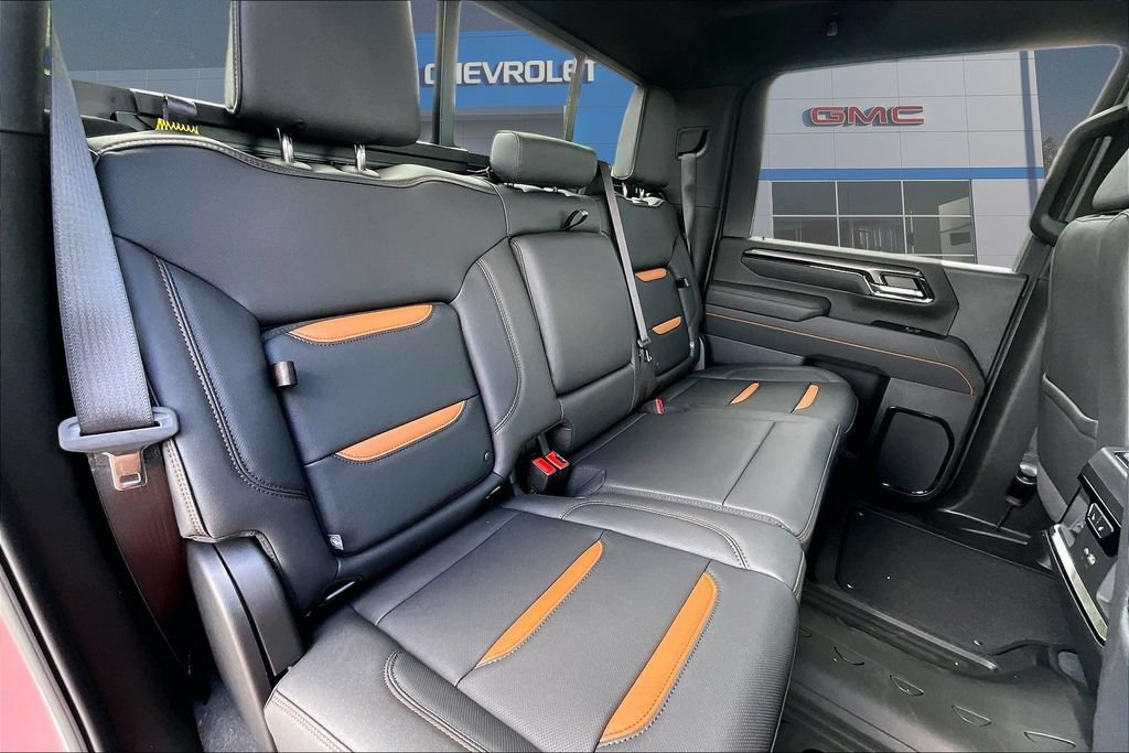 2026 GMC Sierra 2500HD AT4 - Photo 10