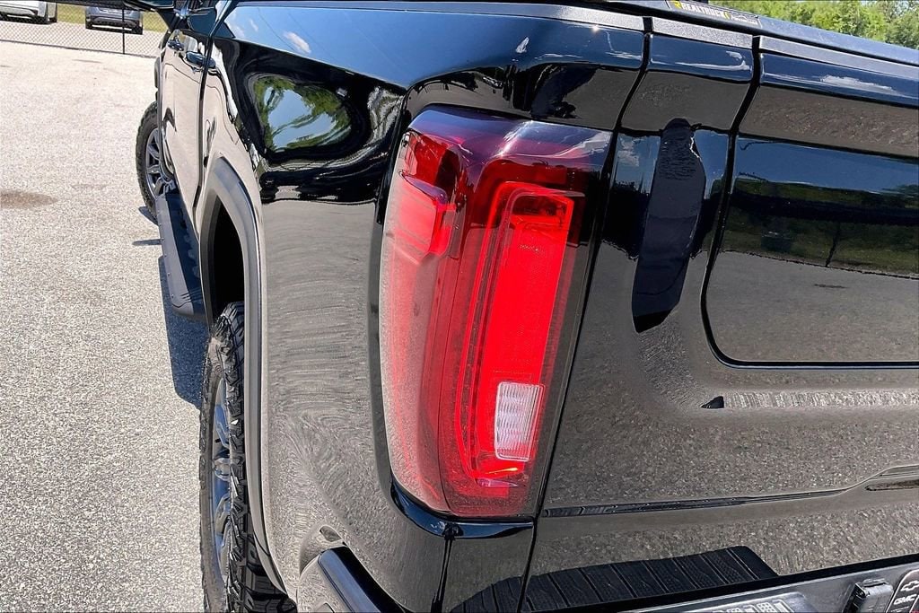 2026 GMC Sierra 1500 AT4X - Photo 26