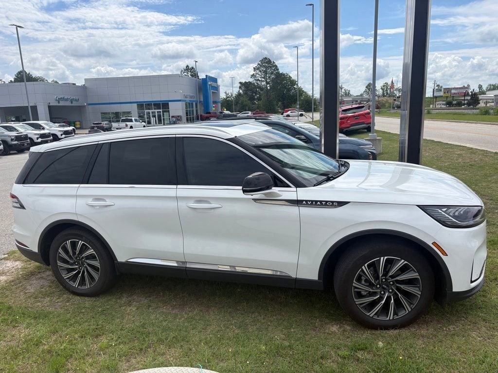 2026 Lincoln Aviator