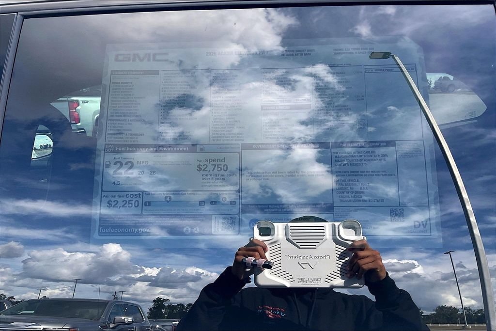 2026 GMC Acadia Elevation - Photo 14