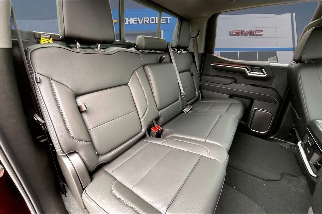 2026 GMC Sierra 1500 Denali - Photo 9