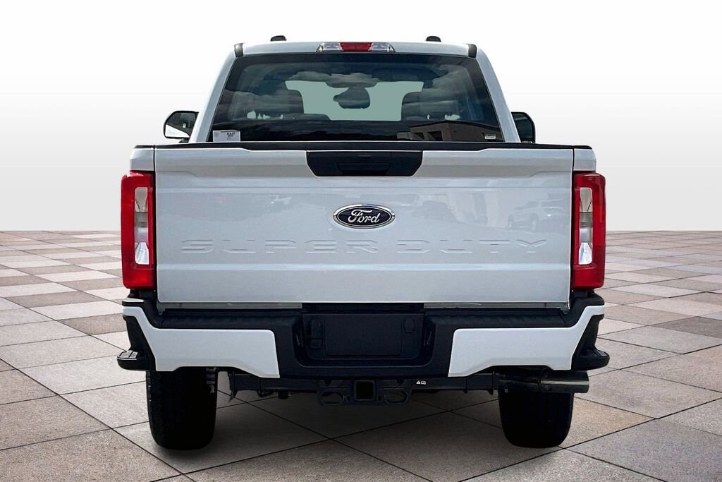 New 2026 Ford Super Duty F-250 SRW XL Truck Crew Cab