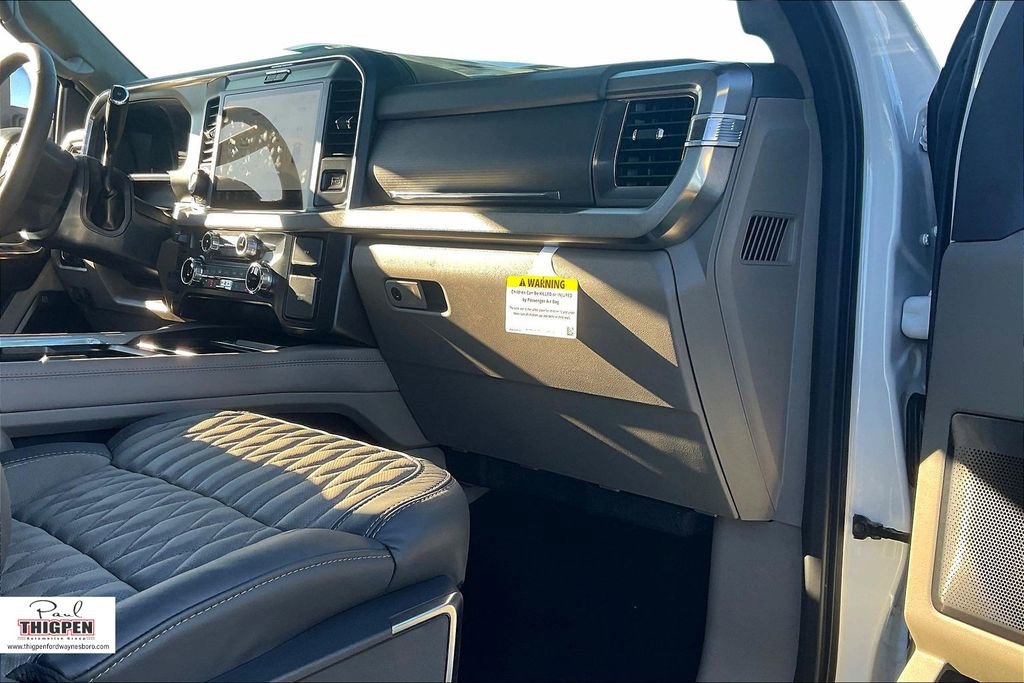 2025 Ford F-350 Super Duty Platinum - Photo 27