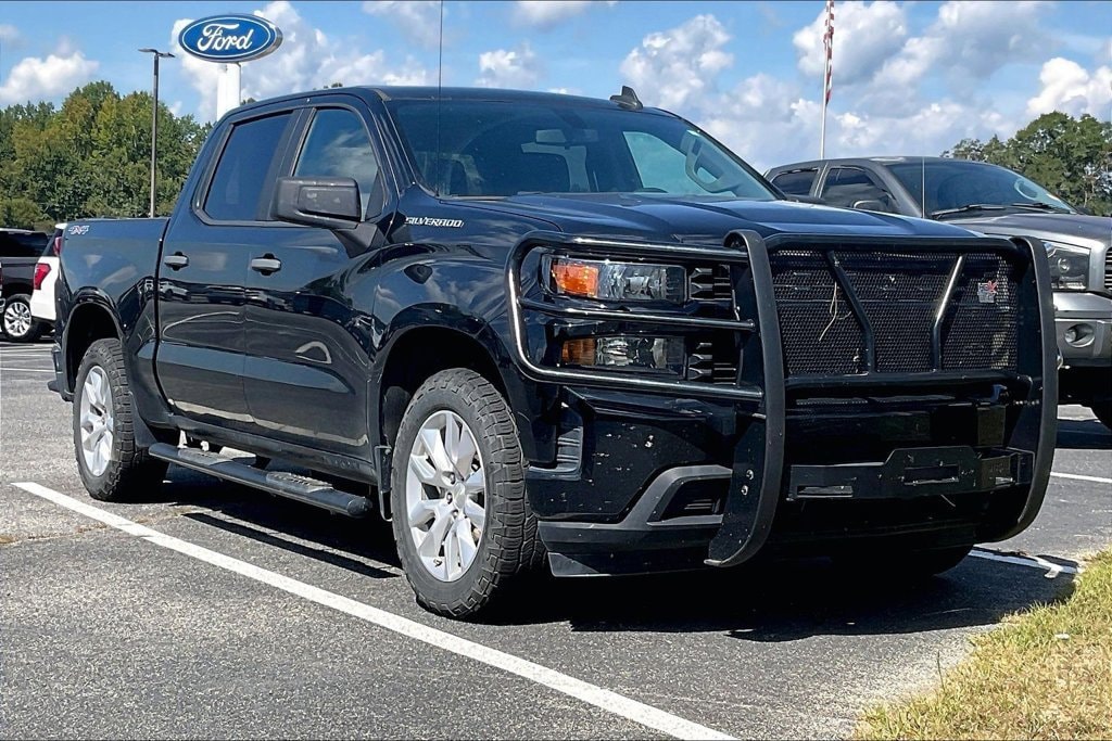 2020 Chevrolet Silverado 1500 Custom
