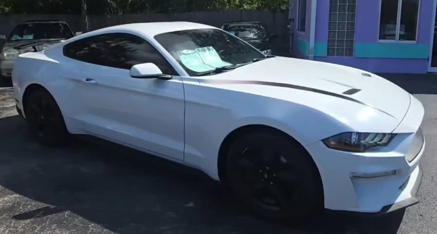 2018 Ford Mustang EcoBoost Coupe's photo