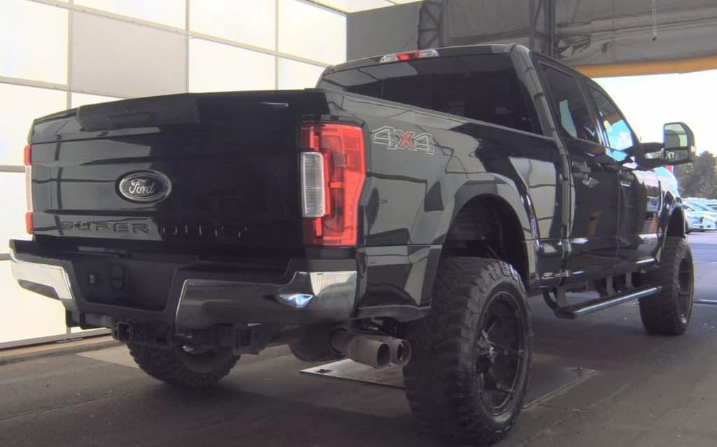 Certified 2017 Ford Super Duty F-250 SRW XLT Truck Crew Cab