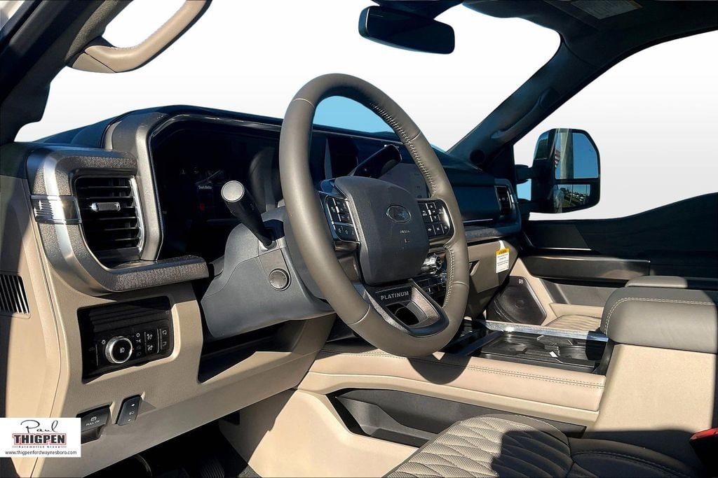 2025 Ford F-350 Super Duty Platinum - Photo 6