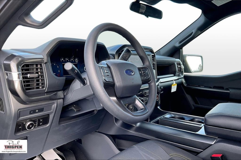 2025 Ford F-150 STX - Photo 6