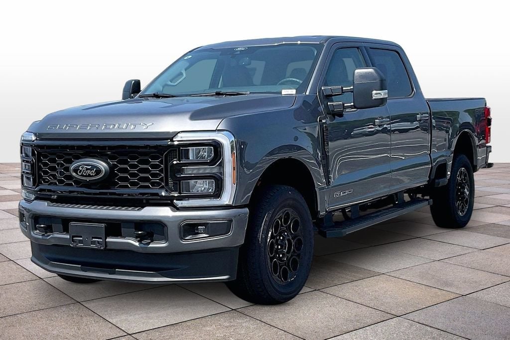 New 2026 Ford Super Duty F-250 SRW XLT Truck Crew Cab