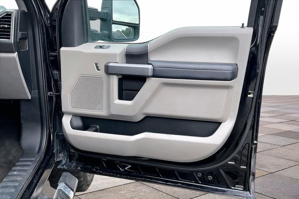 2017 Ford F-250 Super Duty XLT - Photo 22