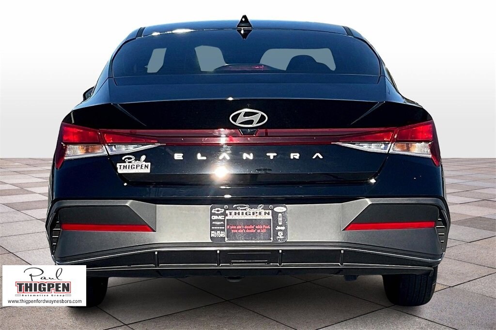 Certified 2025 Hyundai Elantra SE Sedan