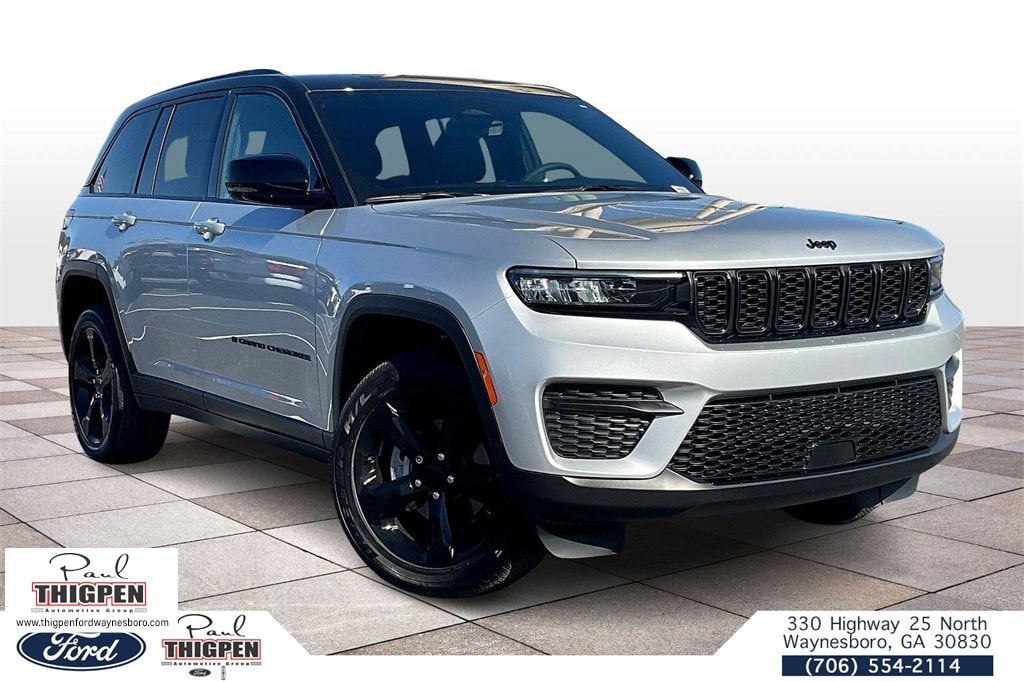 2025 Jeep Grand Cherokee Altitude's photo