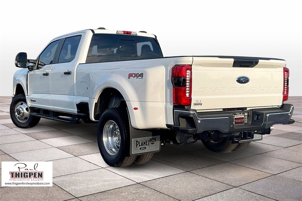 New 2025 Ford Super Duty F-350 DRW XL Truck Crew Cab