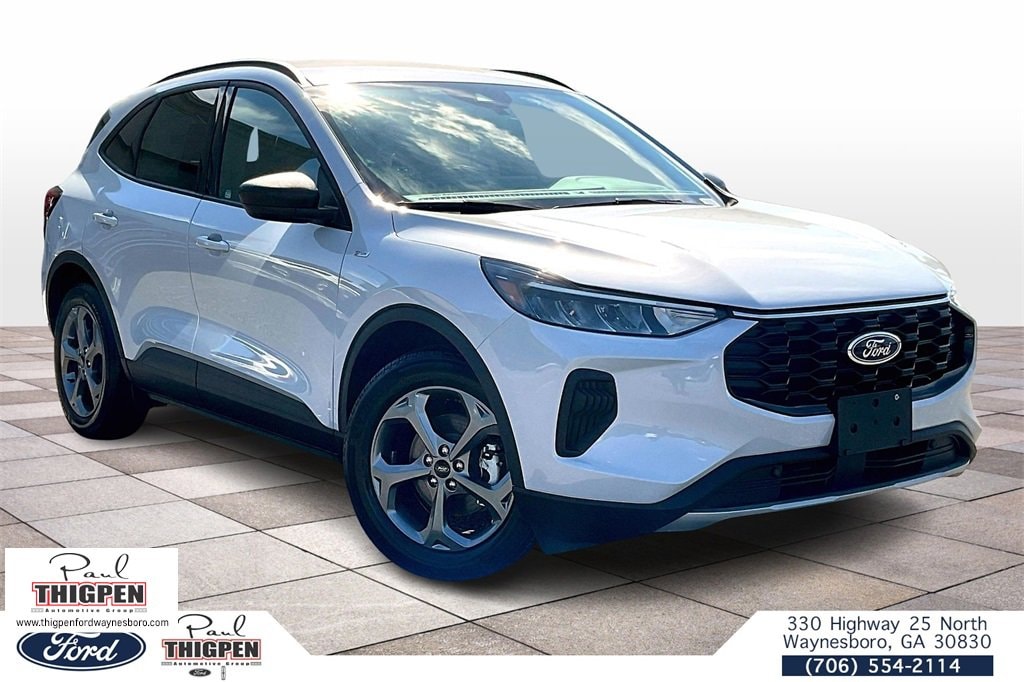 2025 Ford Escape ST-Line's photo