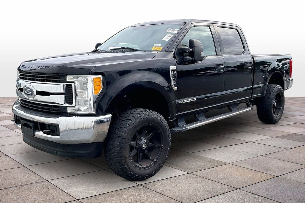 2017 Ford F-250 Super Duty XLT - Photo 10