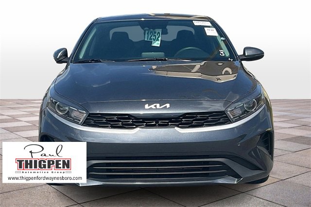 2024 Kia Forte LXS photo 3
