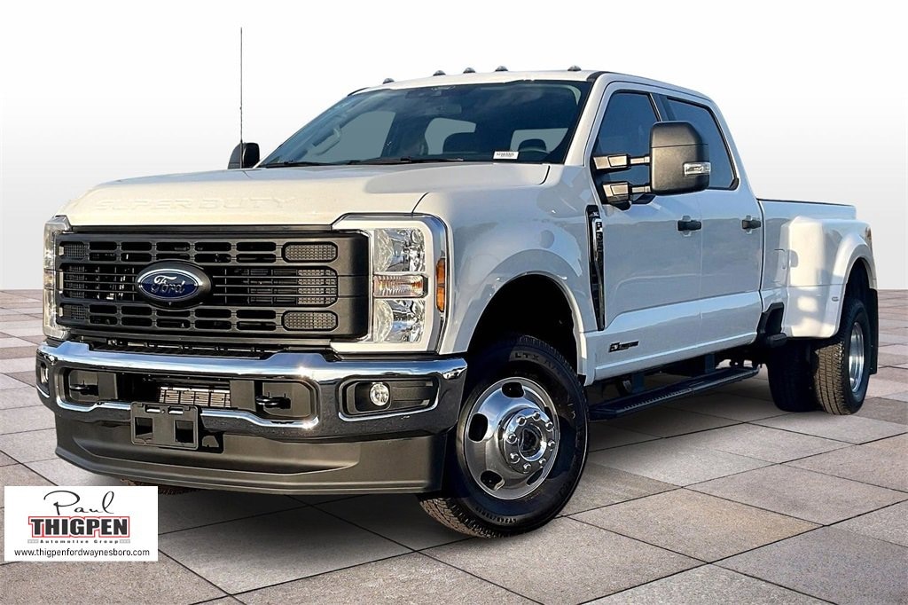 New 2025 Ford Super Duty F-350 DRW XL Truck Crew Cab