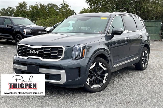 2023 Kia Telluride S photo 2