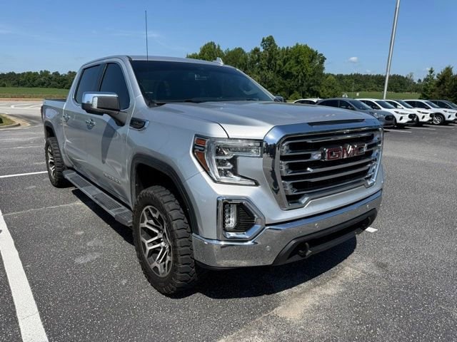 2019 GMC Sierra 4WD Crew Cab Short Box SLT's photo