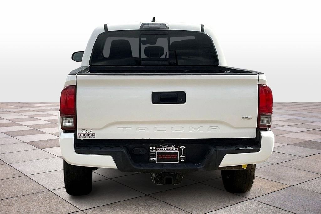Used 2022 Toyota Tacoma 2WD SR5 Truck Double Cab