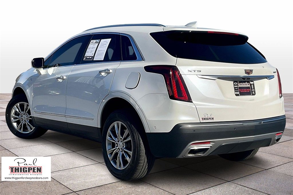 2022 Cadillac XT5 Premium Luxury photo 2