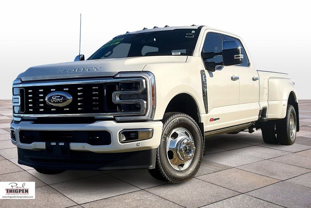New 2025 Ford Super Duty F-350 DRW Platinum Truck Crew Cab