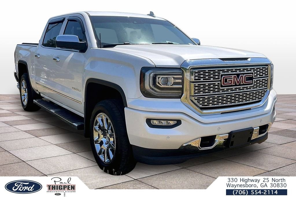 2018 GMC Sierra 4WD Crew Cab Short Box's photo