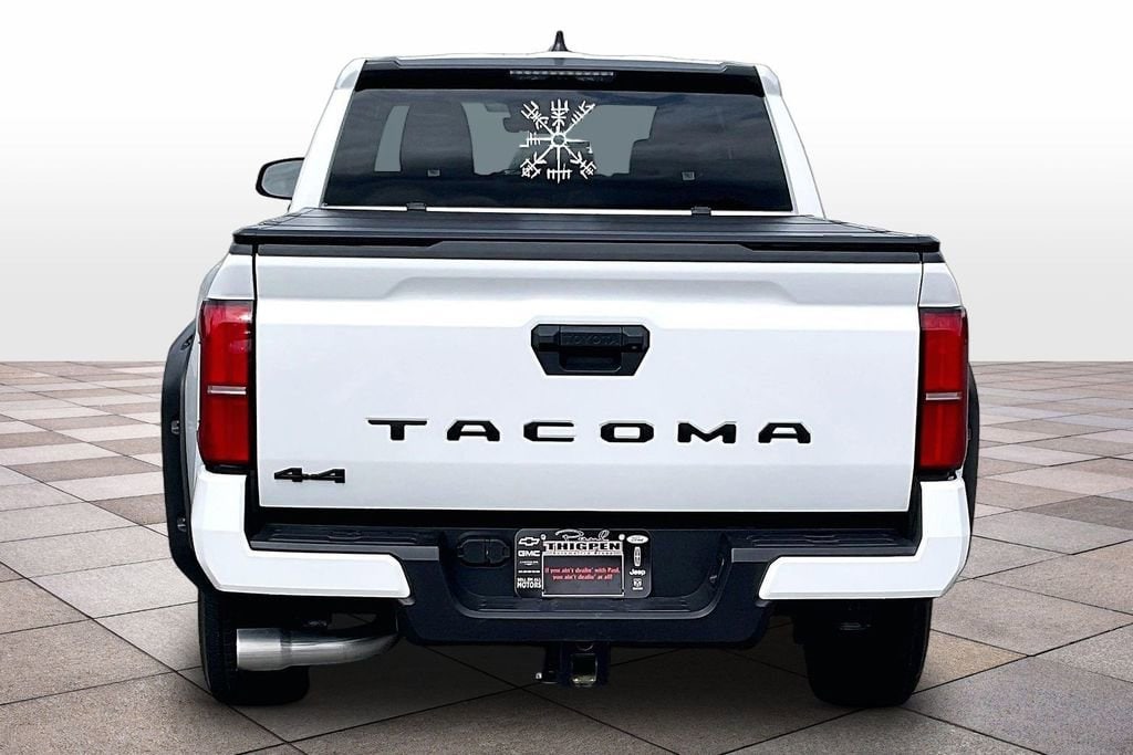 Certified 2024 Toyota Tacoma 4WD SR5 Truck Double Cab