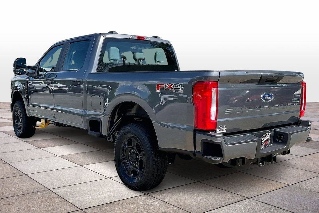 New 2026 Ford Super Duty F-250 SRW XL Truck Crew Cab