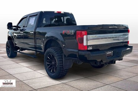 2018 Ford Super Duty F-250 SRW Limited Truck Crew Cab